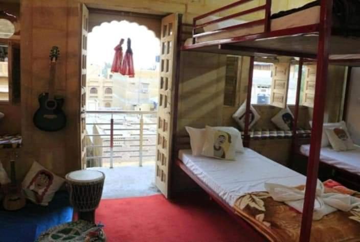 Resting Love Hostel Jaisalmer Eksteriør bilde