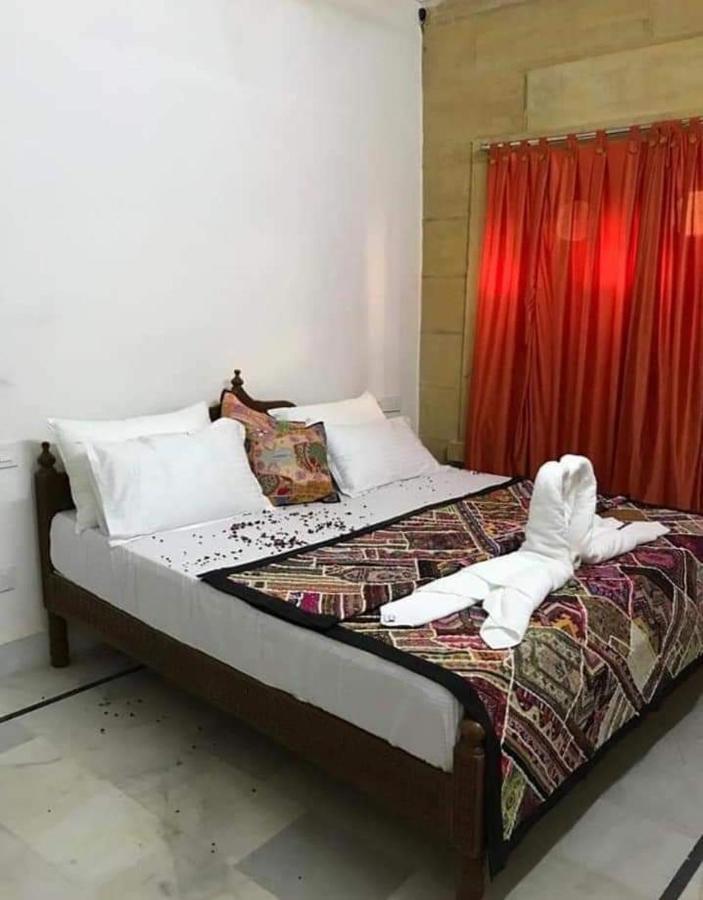 Resting Love Hostel Jaisalmer Eksteriør bilde